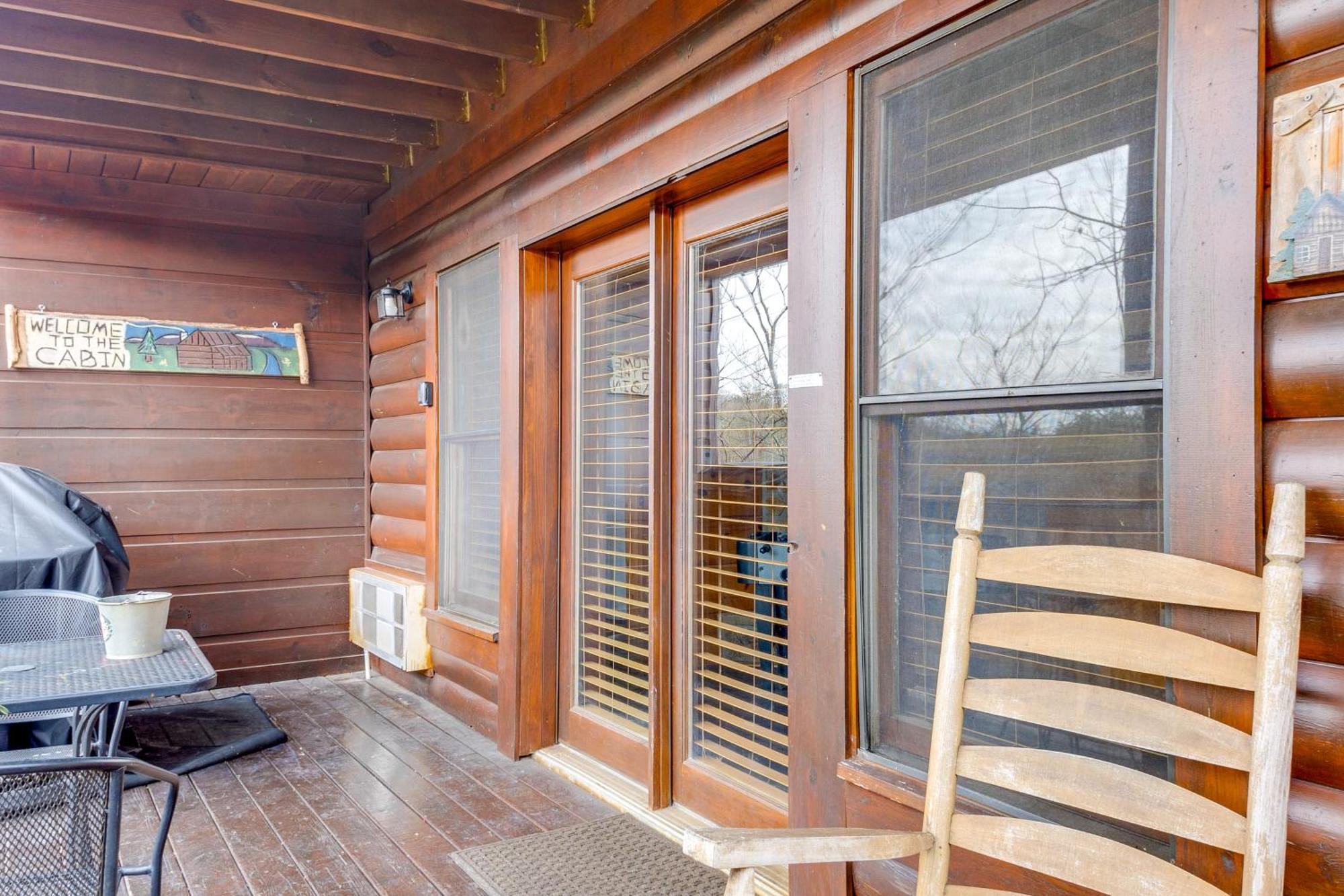 Pigeon Forge Resort Studio Cabin On Dollywood Ln! Extérieur photo